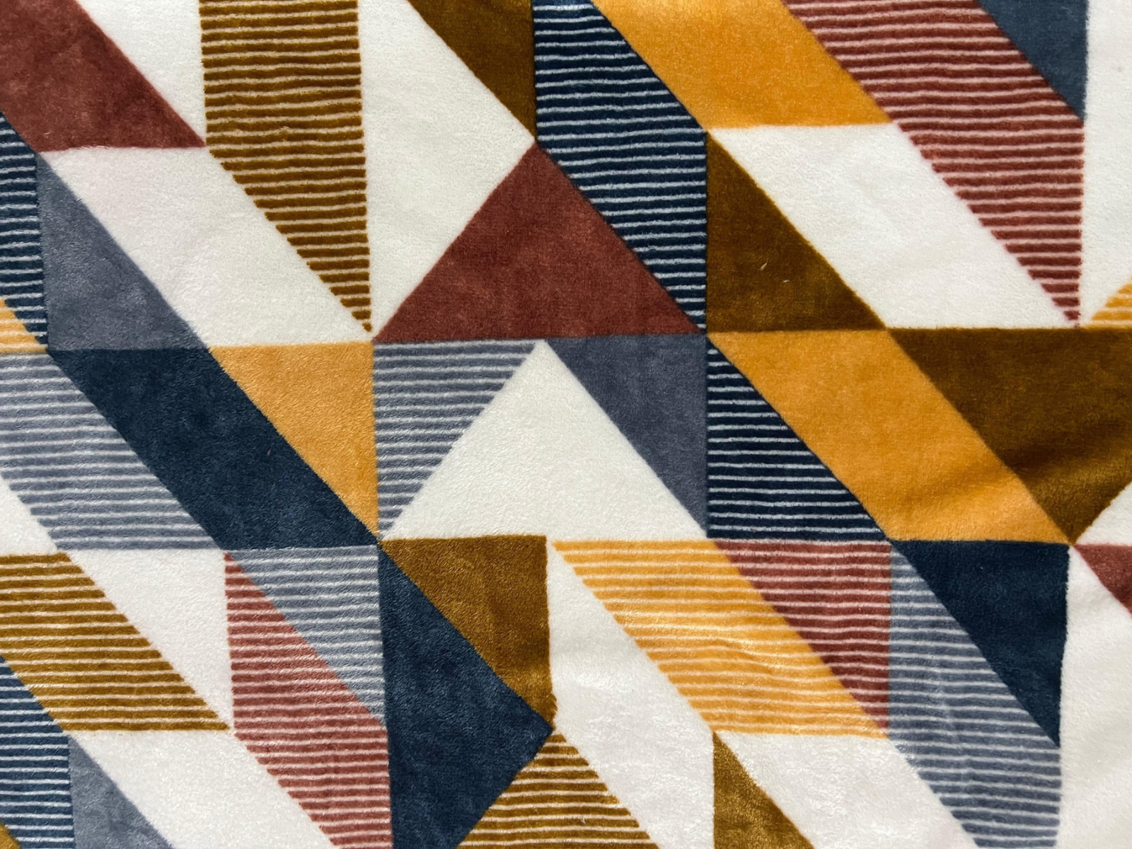 230gsm, check pattern, King size flannel blanket