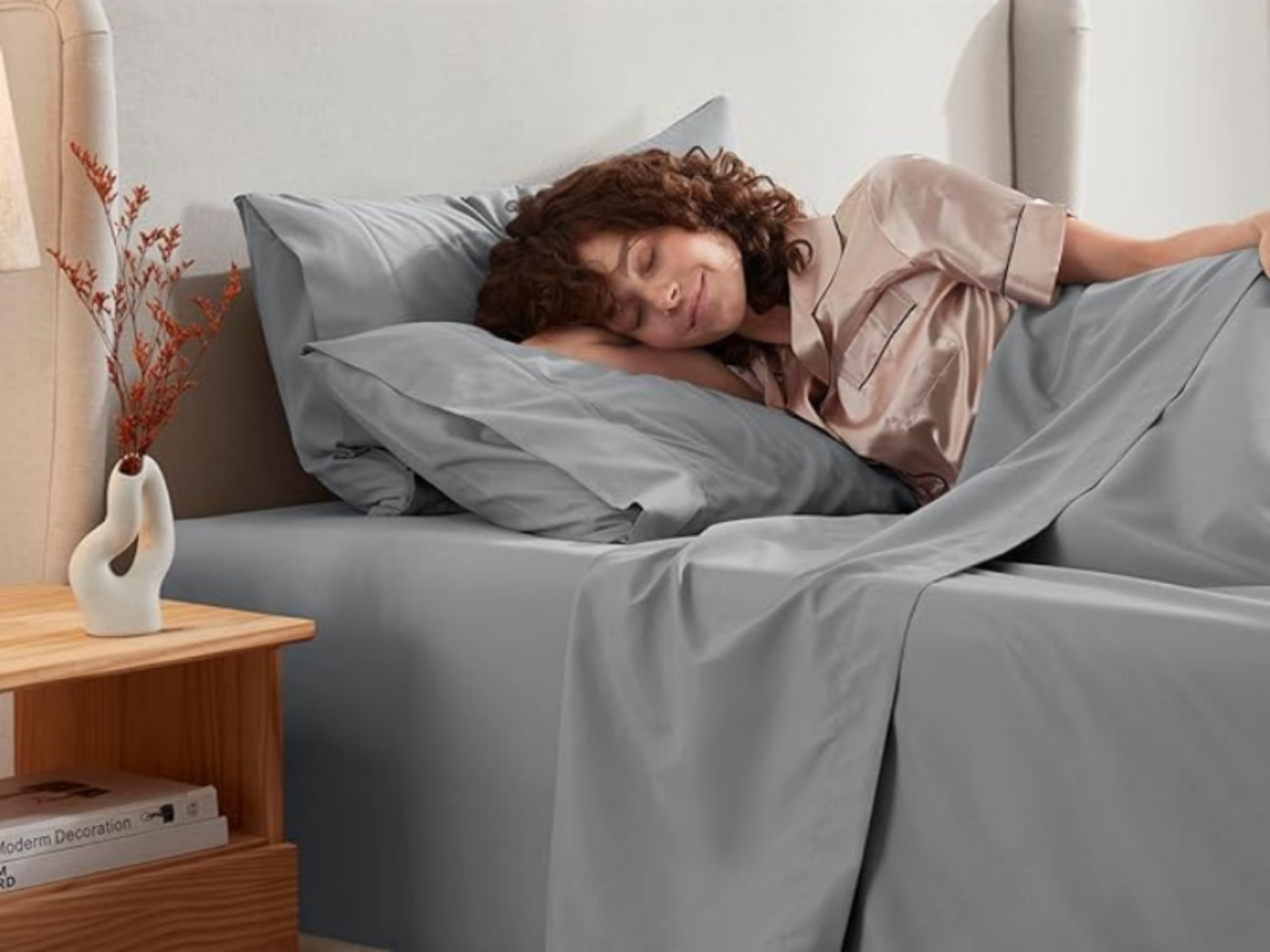 300 TC, Solid, Light Grey, 100% Cotton King Size Bedsheet