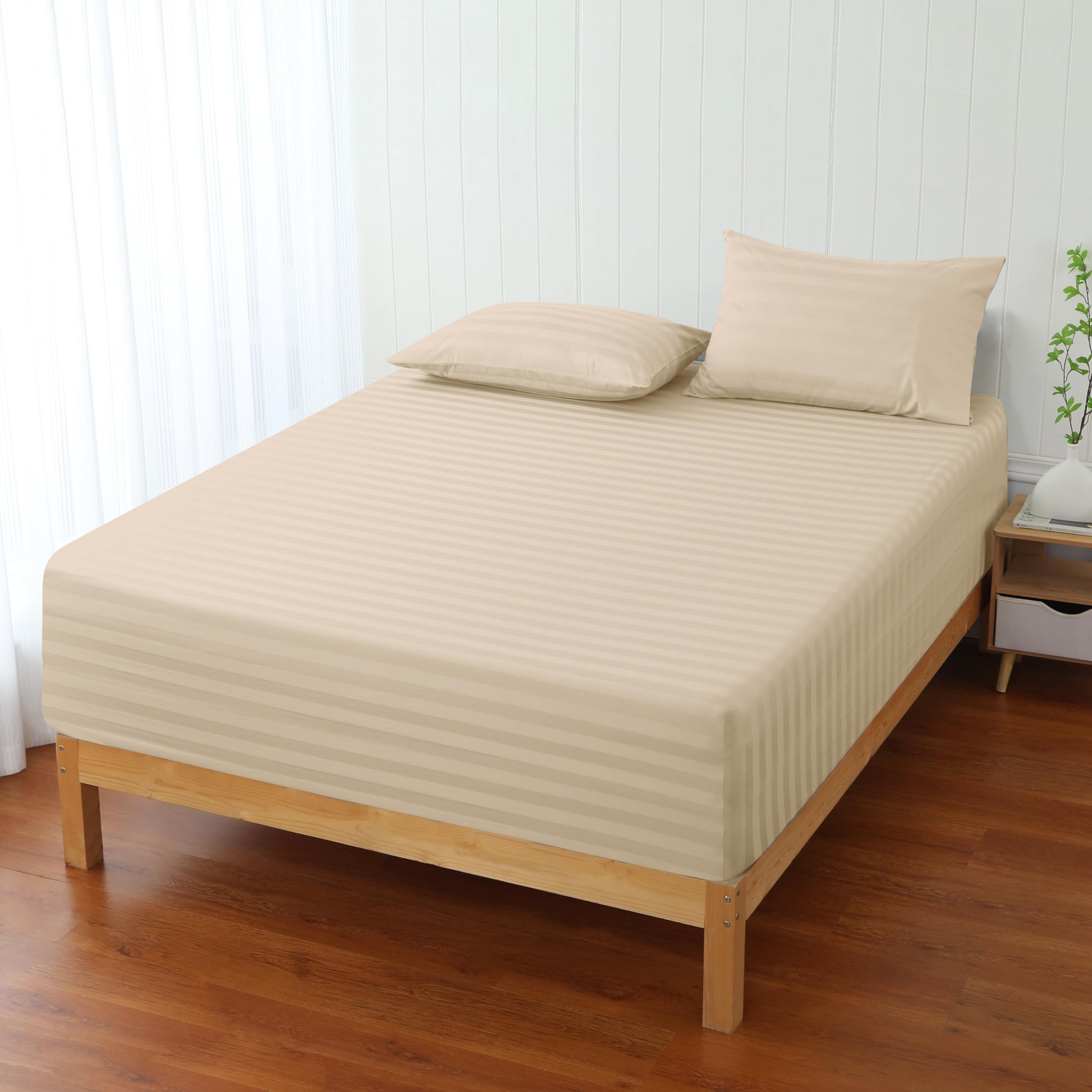 210 TC, Stripe, Beige, 100% Cotton King Size Bedsheet
