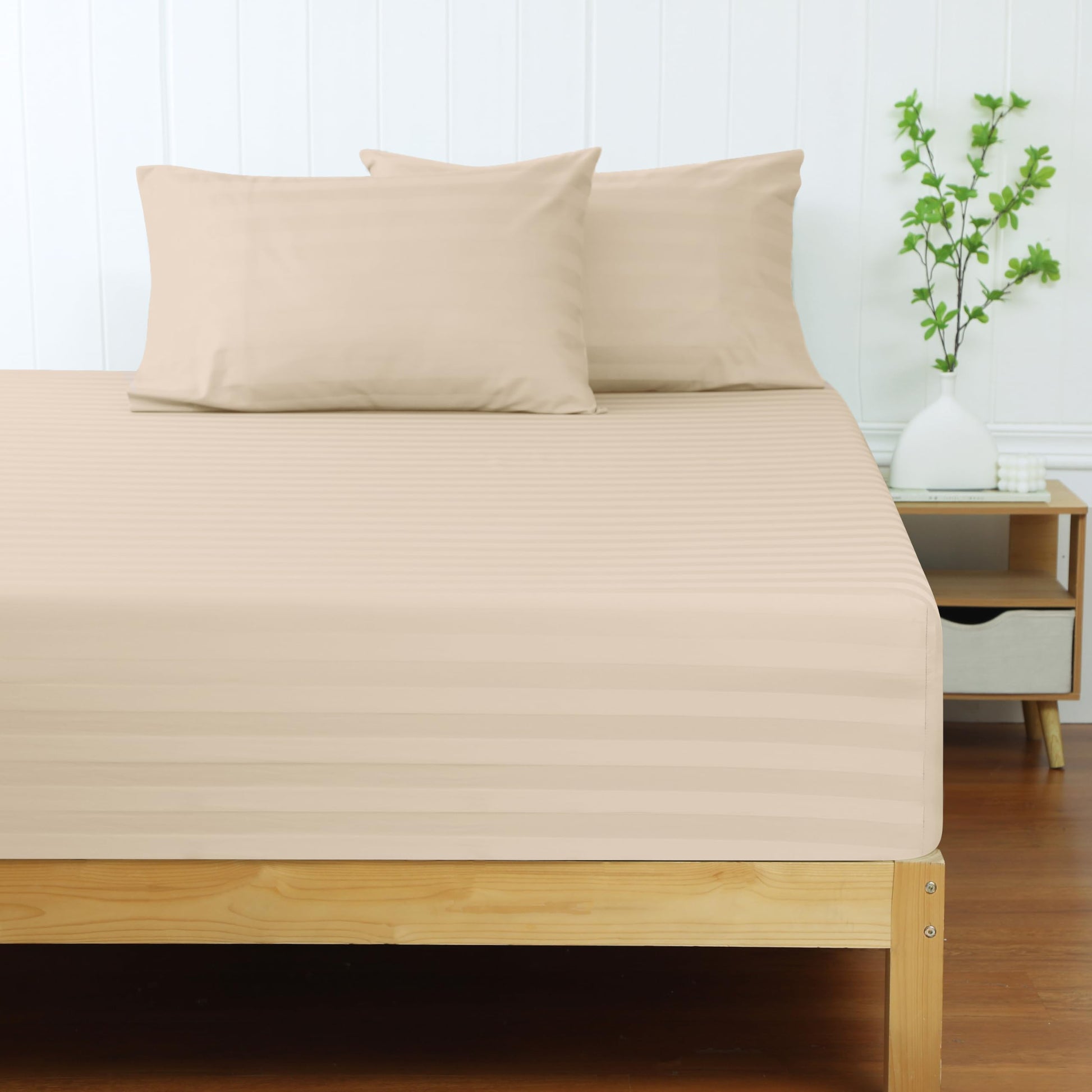 210 TC, Stripe, Beige, 100% Cotton King Size Bedsheet